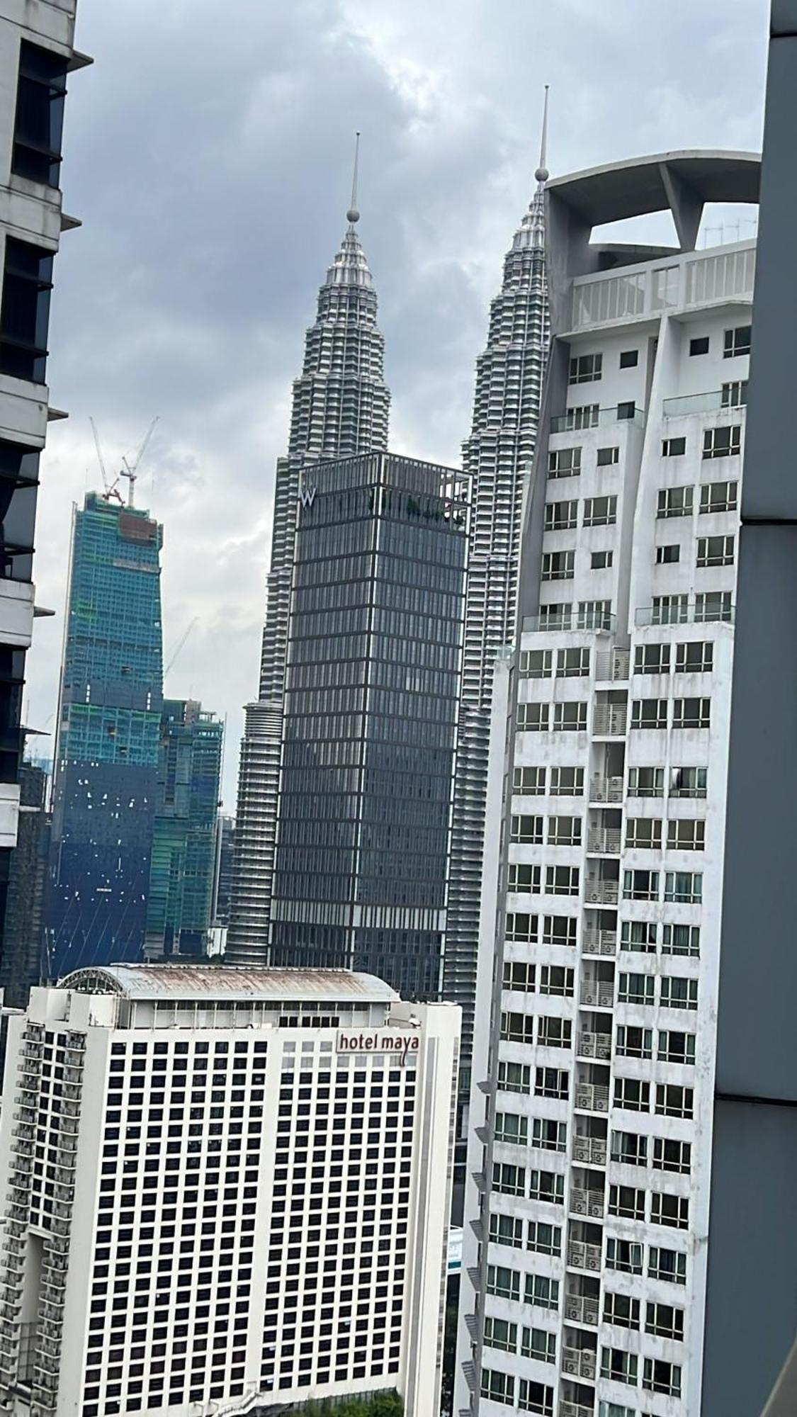 Mercu Summer Suites Klcc By Tasrifa Kuala Lumpur Luaran gambar